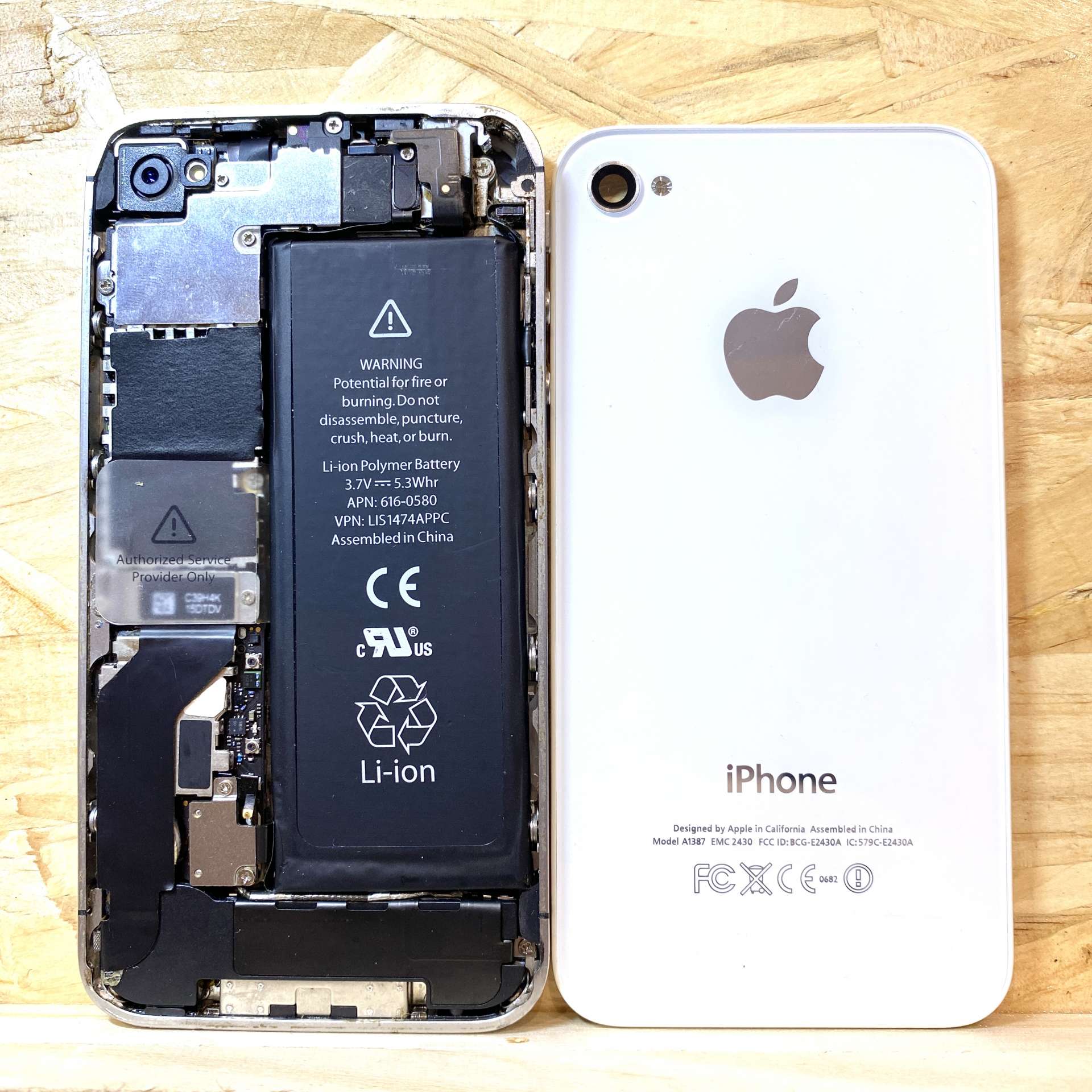 富山市のiPhone修理iLABO　iPhone4のバッテリー交換できます